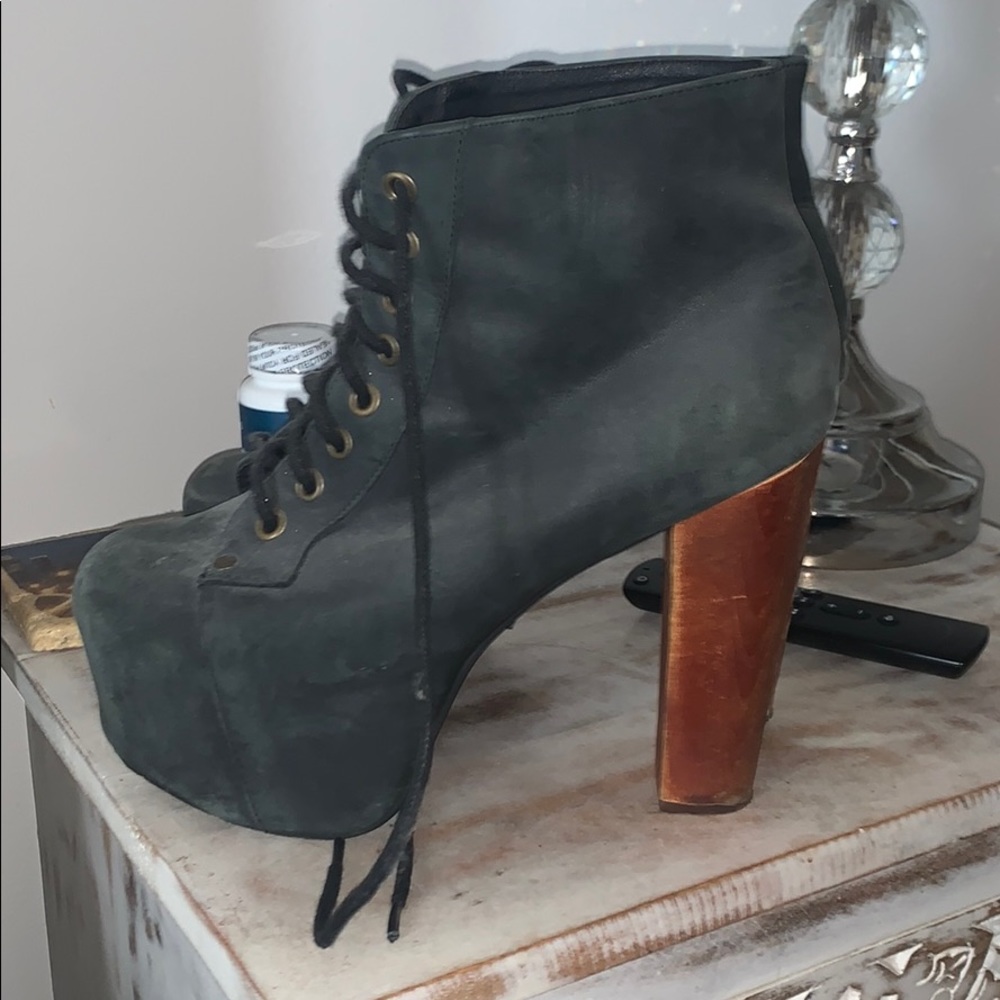 The old school boot!